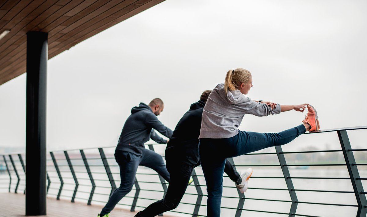 Menjaga keseimbangan dan kelenturan fisik